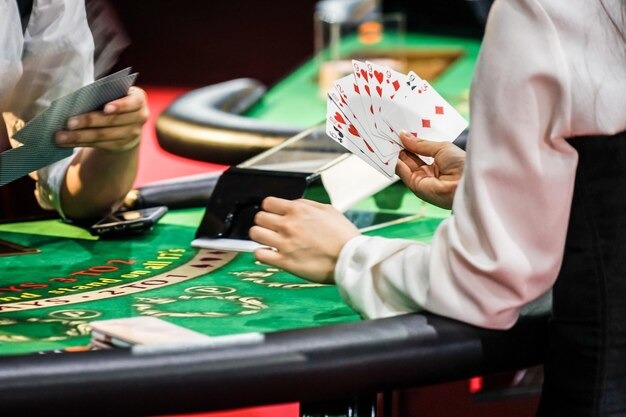 Live Three Card Poker table on mawartogel with professional dealer and cards